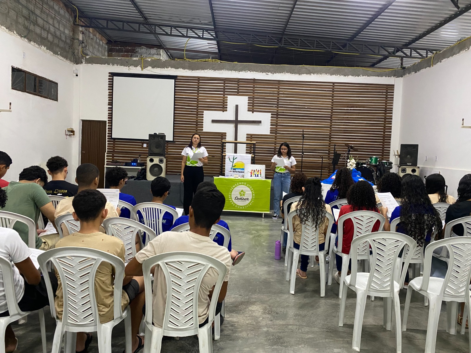 Balcão itinerante leva serviços de orientação ao trabalho a jovens de Itatiunga e Sete Casas